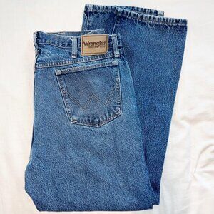 Vintage Wrangler rugged wear blue denim jeans